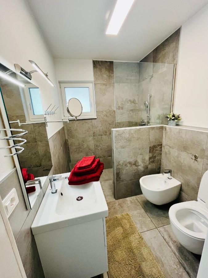 Reizender Bungalow - Mit 120Qm - In Ruhiger Lage Хермагор Экстерьер фото